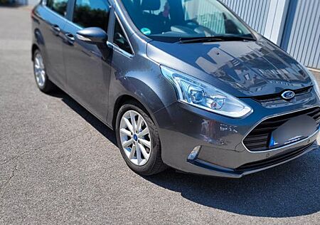 Ford B-Max 1,0 EcoBoost 74kW S/S Titanium Titanium