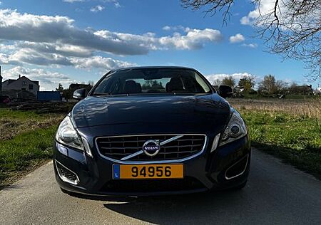 Volvo S60 D3 -