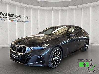 BMW i5 eDrive 40 M Sport AHK Memory Iconic Glow H/K