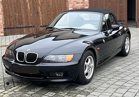 BMW Z3 Roadster 1.8 - Garagenfahrzeug