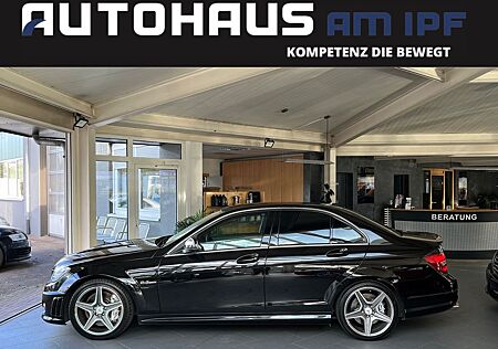 Mercedes-Benz C 63 AMG C63 AMG ZYLINDERKOPFSCHRAUBEN NEU!