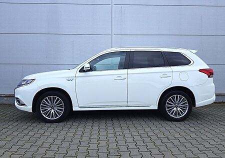 Mitsubishi Plug in Hybrid Outlander Plug-in Hybrid Outlander PHEV Top 4WD+1.Hand...