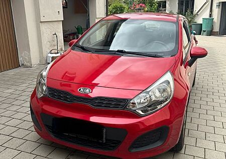 Kia Rio 1.6 CVVT SPIRIT SPIRIT