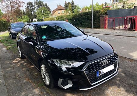 Audi A3 35 TFSI Limousine -
