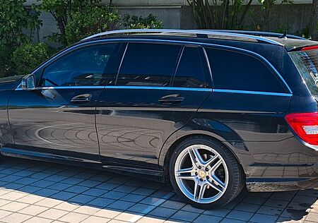 Mercedes-Benz 350 C350 T Blue Efficiency Avantgarde AMG Line