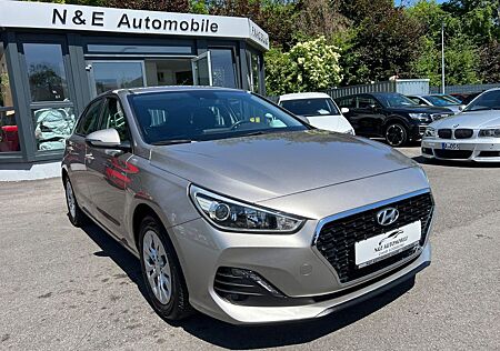 Hyundai i30 *SHG*Kamera*Navi*SHZ*