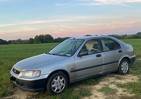 Honda Civic 1.4i LS