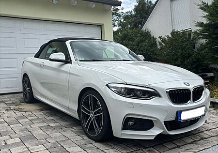 BMW 220i Steptronic Cabrio M Sport M Sport