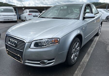 Audi A4 Lim. 2.0"1.Hand"Tüv+Inspektion neu"Leder"