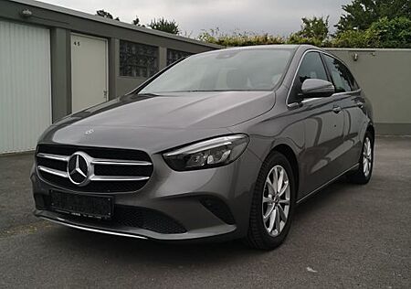 Mercedes-Benz B 180 d Progressive LED RFK SHZ MBUX+
