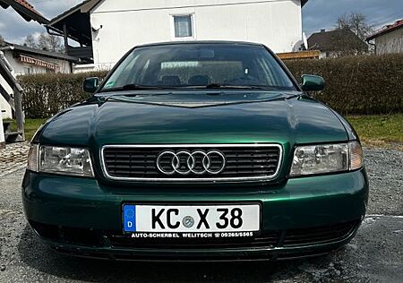 Audi A4 1.6 -