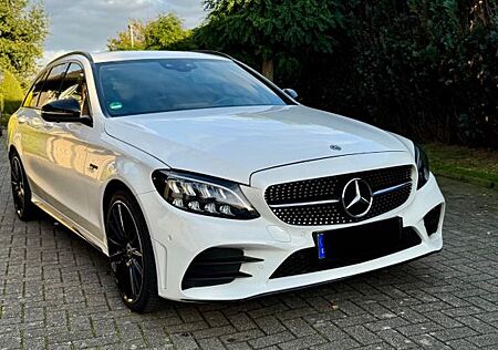 Mercedes-Benz C 200 4MATIC AMG Line/Designo/Night Paket/