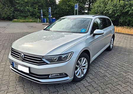 VW Passat Variant Volkswagen 2.0 TDI DSG Comfortline Varia...