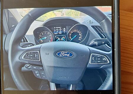 Ford Kuga 1,5 EcoBoost 4x4 129kW Black & Silv Aut...