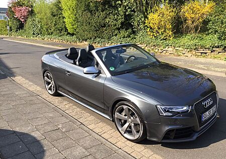 Audi Cabriolet RS5