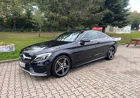 Mercedes-Benz C 220 d 4MATIC AMG Line Autom. AMG Line