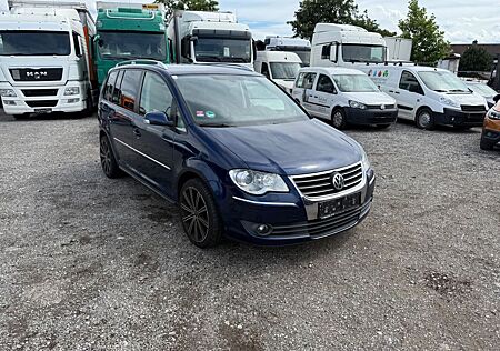 VW Touran Volkswagen Highline