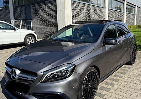 Mercedes-Benz A 45 AMG Mercedes-AMG A 45 4MATIC DCT Merced...