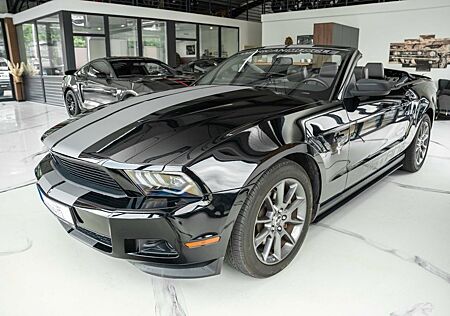 Ford Mustang 3,7 V6 CABRIO PREMIUM