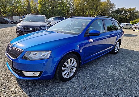 Skoda Octavia Combi Style *Standhzng*