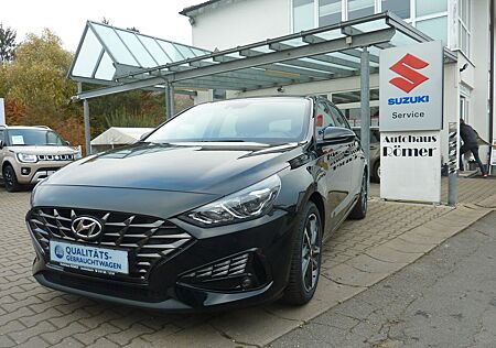 Hyundai i30 1.5 T-GDI Hybrid Trend