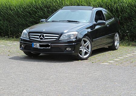 Mercedes-Benz CLC 200 K*Pano*DAB*Aut*Navi*AHK*PDC*