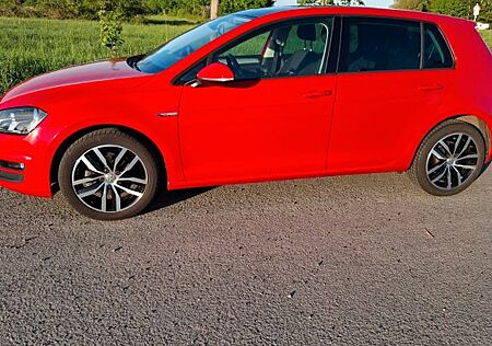 VW Golf Volkswagen 1.2 TSI BMT CUP