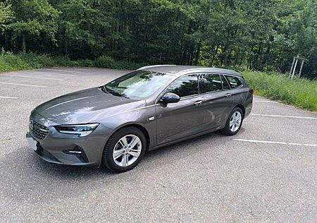 Opel Insignia Sportstourer Elegance , AHK, Navi, LED