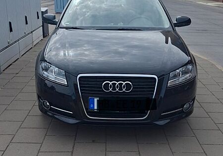 Audi A3 1.2 TFSI Attraction Sportback Attraction TÜV