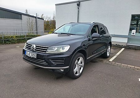 VW Touareg Volkswagen 4.2 V8 TDI Tiptronic -