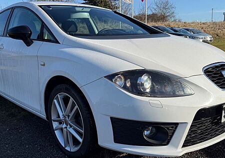 Seat Leon FR,Klimaautomatic,Bi-Xenonlicht,LED,n.Navi
