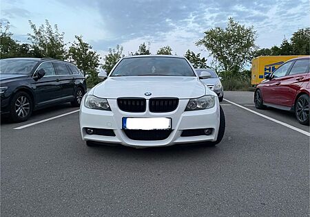 BMW 318i -