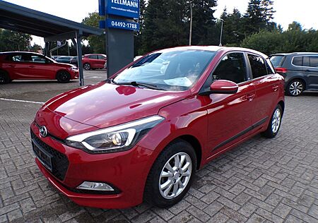 Hyundai i20 1.2 Passion *Navi/AHK/SHZ/ALU/GJR/PDC*