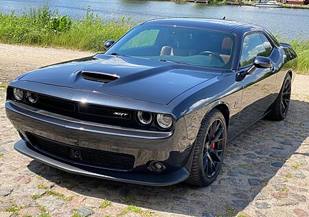 Dodge Challenger orig. SRT 6.4L, 492PS, TÜV NEU