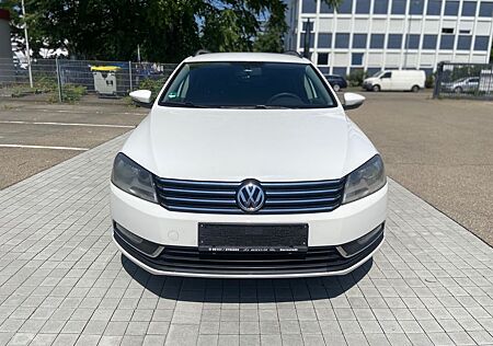 VW Passat Volkswagen 2.0 TDI Business Edition Navi