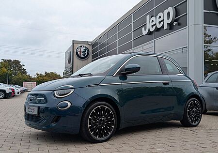 Fiat 500E La Prima by Bocelli Cabrio Ozean Grün