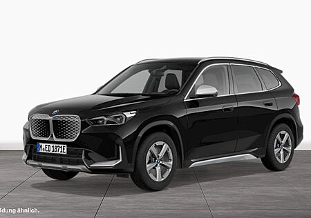 BMW iX1 eDrive20 AHK Driv.Assist+ LiveCockpitProf