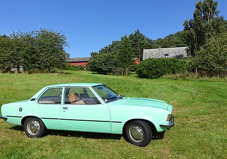 Opel Rekord D 1976er Coupé