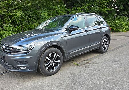 VW Tiguan Volkswagen 1.5 TSI IQ.DRIVE*Navi*LED*AHK*ACC*HUD*17"