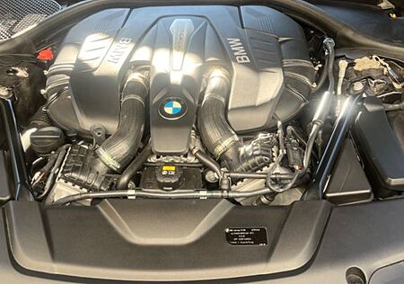 BMW 750Li xDrive -