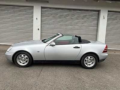 Mercedes-Benz SLK 200/Cabrio/Leder/E.Verdeck/Klima/Temp/Automa