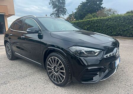 Mercedes-Benz GLA 200 GLA 200d