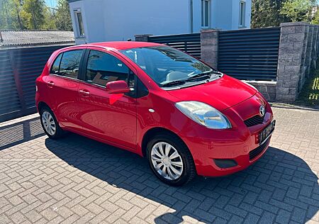 Toyota Yaris Cool TÜV NEU! 2 HAND! KLIMAANLAGE!
