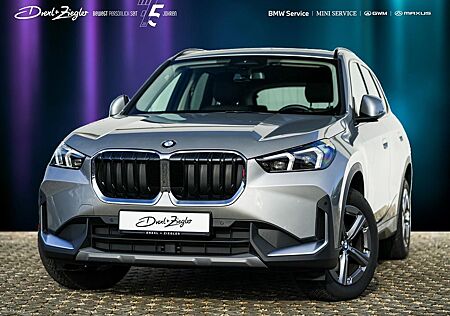 BMW X1 sDrive18i AHK AdLED PanoDach Travel+PremPaket