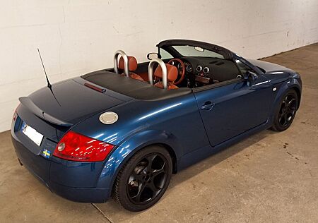 Audi TT Roadster 1.8T 110KW - Mokassin Top Zustand