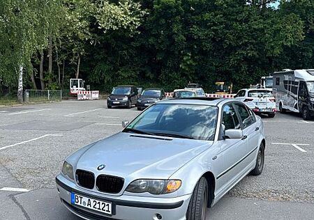 BMW 318i e46