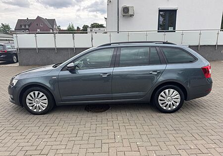 Skoda Octavia Combi Soleil/NAVI/PDC/TEMP/