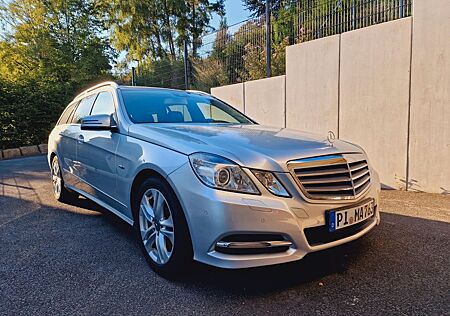 Mercedes-Benz E 200 CGI T-Modell AVANTGARDE