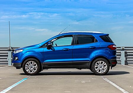Ford EcoSport 1,5 Ti-VCT PowerShift Titanium Titanium