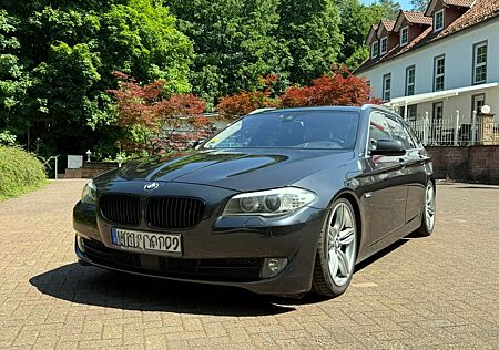 BMW 530d xDrive Touring